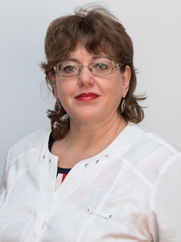 Doctor Tiffany Mlodik, nutritionist Nóra Cserny
